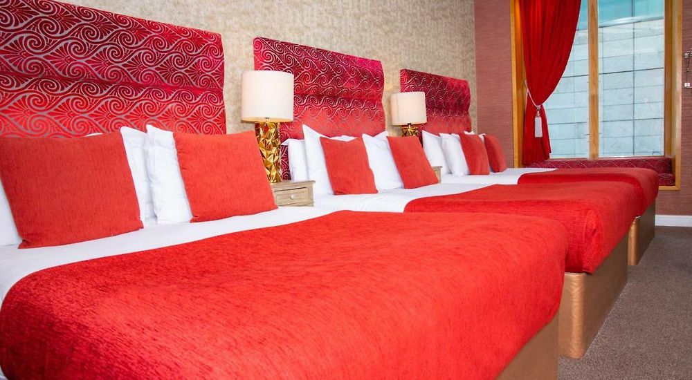 Almohada hotelera 2025 liverpool