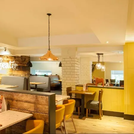 Premier Wirral - 3* Heswall