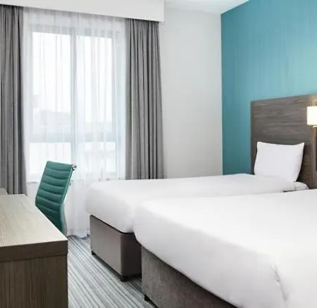Leonardo Hotel