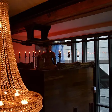 Signature Living Hotel