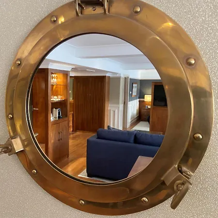 The Liner At Hotel