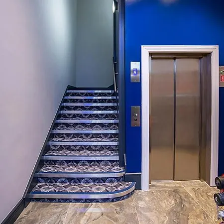 Cavern Quarter By The Castle Collection Appartement