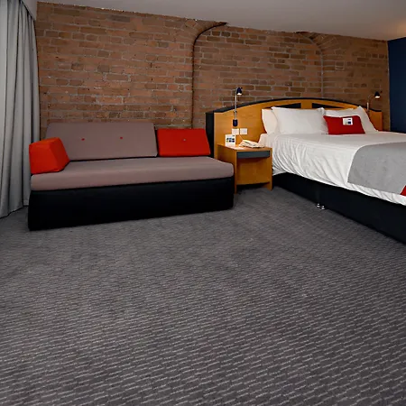 Holiday Express Liverpool-albert Dock By Ihg