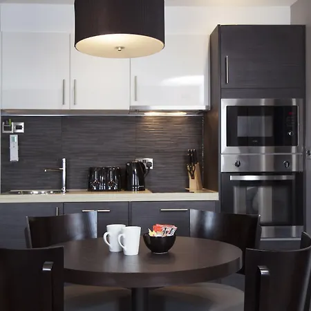 Aparthotel Epic Duke Street 4*