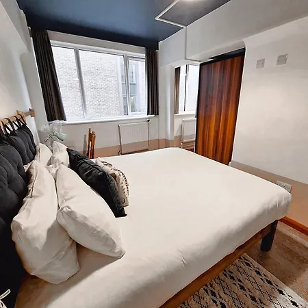 Malacuna Hostel *