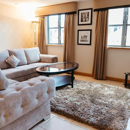 Posh Pads - 1 - Apart Otel