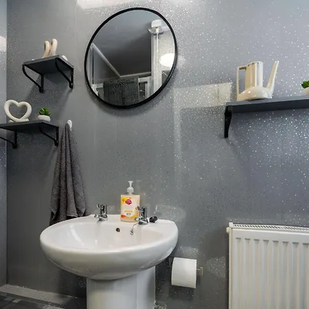 Stunning House - Free Parking - Goodison&anfield *