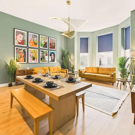 Host & - The Georgian Quarter At Catharine House דירה