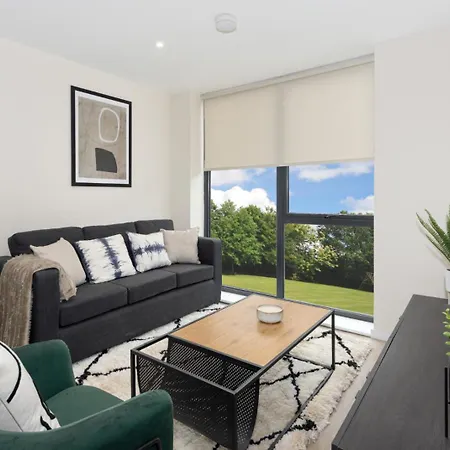 Richmond Row - Air Host & - 2 Bedroom Sleeps 6 * Liverpool