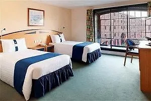 Hotel Holiday Express Liverpool-albert Dock By Ihg 3*