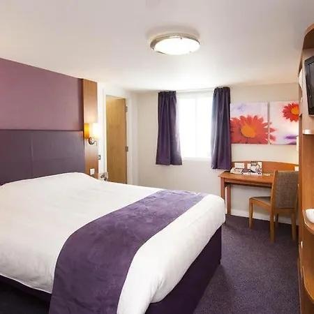 Premier Wirral - Hotel 3*