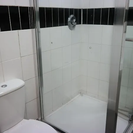 Arena House Hostel *