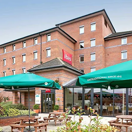 Ibis Centre Dock - One Hotel 3*