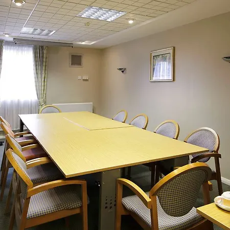 Ibis Centre Dock - One 3*
