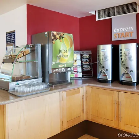 Holiday Express Liverpool-albert Dock By Ihg Hotel 3*