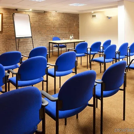 Hotel Holiday Express Liverpool-albert Dock By Ihg 3*