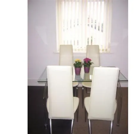 Oyo Arinza Apartments, Hotel Liverpool