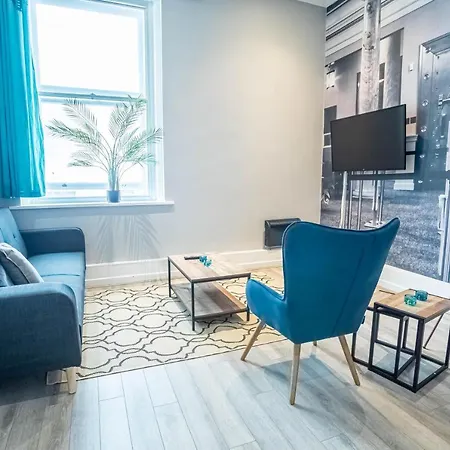 Luxe Near Albert Docks - 3 Graces - One - Business, Contract & Corporate Ready