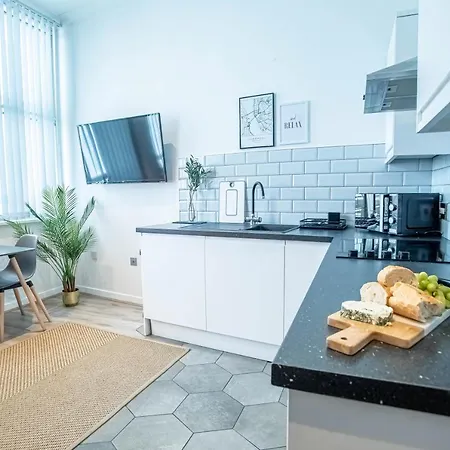 Luxe Near Albert Docks - 3 Graces - One - Business, Contract & Corporate Ready Apartment