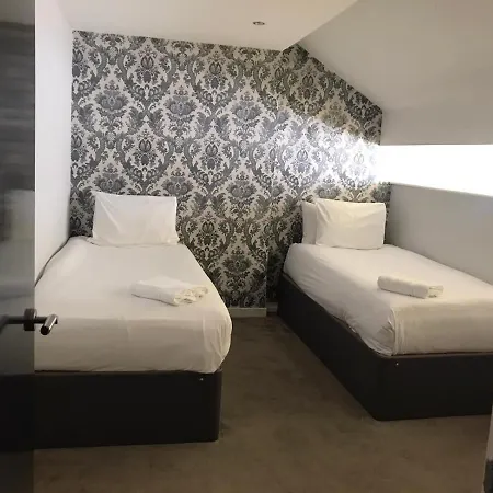Apartment Luxe Near Albert Docks - 3 Graces - One - Business, Contract & Corporate Ready