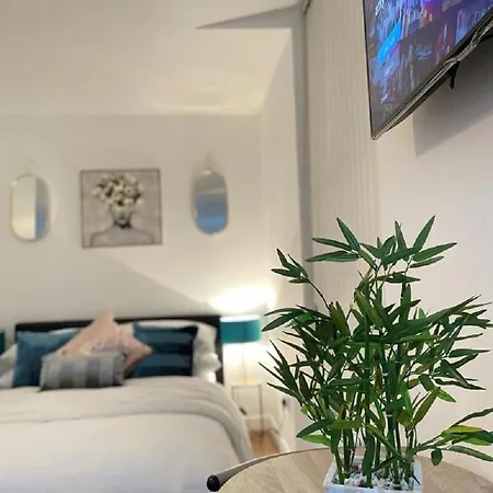 Aparthotel Citynights With Free Parking *