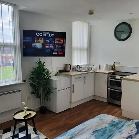 Citynights With Free Parking Aparthotel Liverpool
