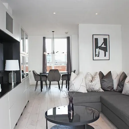 Novu Duke Street Appartement *
