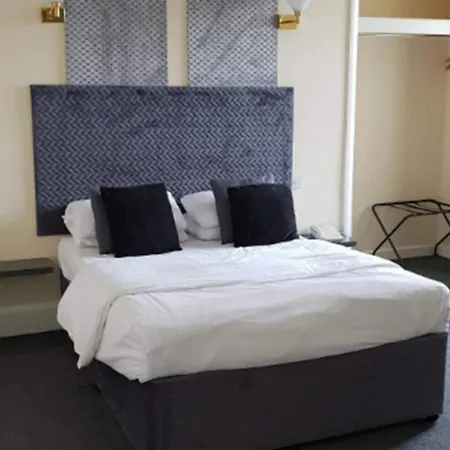 Отель The Devonshire House Ливерпуль
