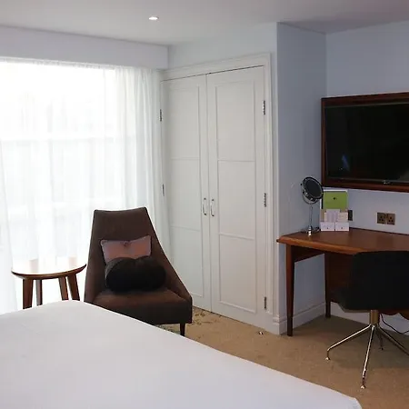 Doubletree By Hilton & Liverpool