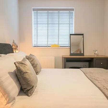 The Queens Arms Apartment