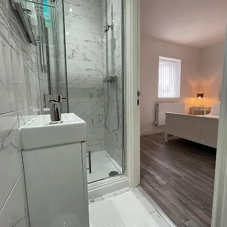 Citybreaks With Free Parking Liverpool