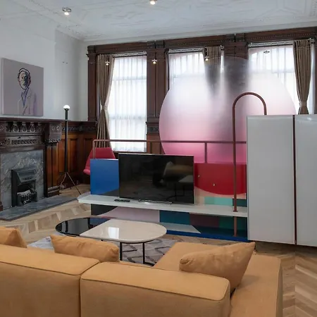Lägenhetshotell Trueman Court Luxury Serviced 5*