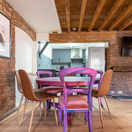 Rainford Gardens By Ustay *