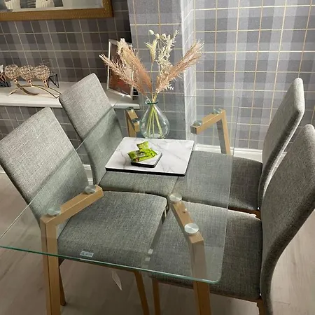 Luxury Spacious 2 Bedroom Home. * Liverpool