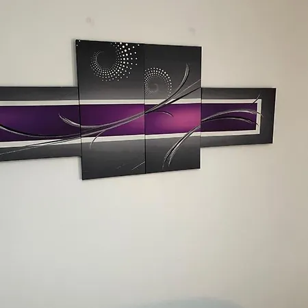 Luxury Spacious 2 Bedroom Home. * Liverpool