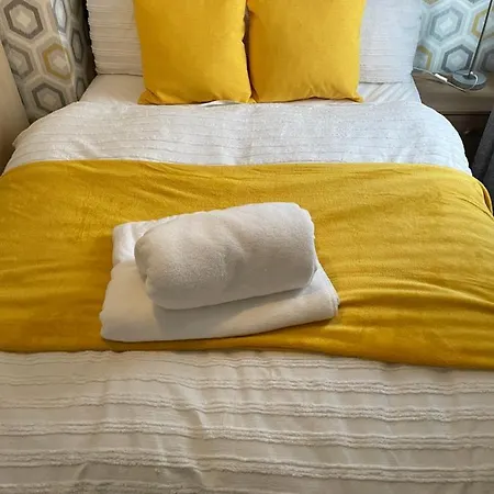 Appartement Luxury Spacious 2 Bedroom Home. *