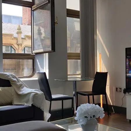 Elegant And Sophisticated, And We Mean It! Appartement