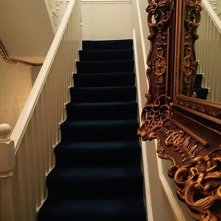 The Georgian Town House Hotel