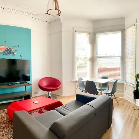 Princes House, Park Way Apartment *