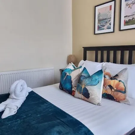 度假居 Toffees Townhouse A 2 Bed House In 1 Mins Walk To Goodison Park 利物浦