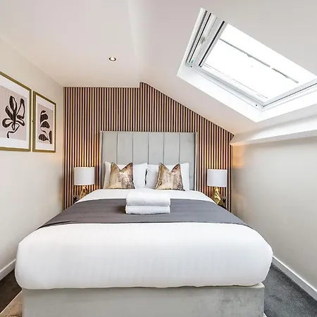 Host & - Halifax House Living Apartment Liverpool