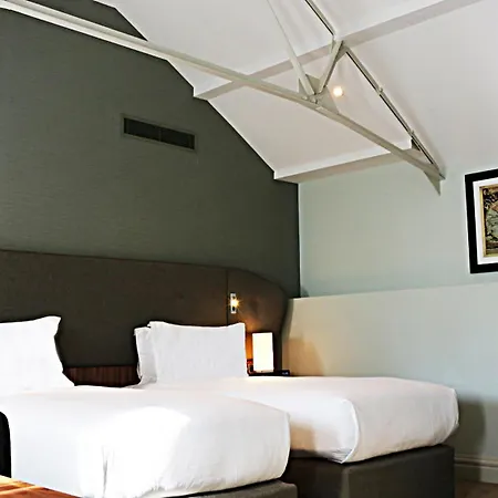 Doubletree By Hilton & Liverpool