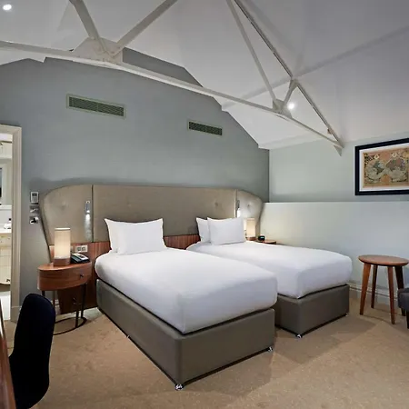 Hotel Doubletree By Hilton & Liverpool