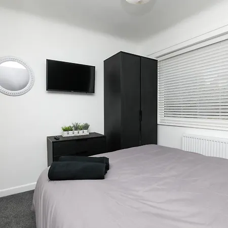 Halsnead Whiston Daire