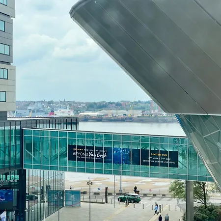 Monarchs Quay Arena By Happy Days Appartement Liverpool