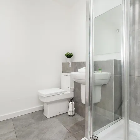 דירה New! Stunning Centre 2-bed In By 53 Degrees Property, Ideal For Small Groups, Sleeps 6! ליברפול