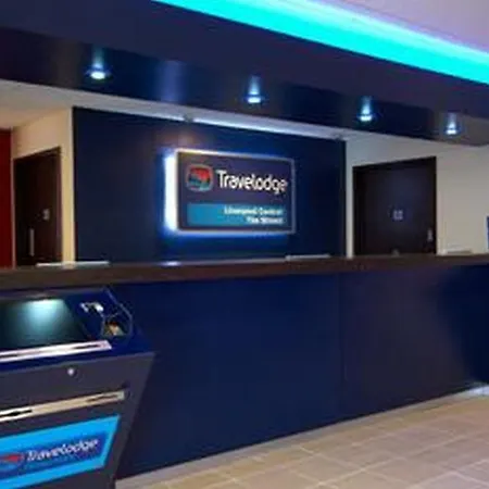 Travelodge The 3*