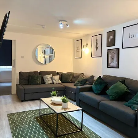 Jude's Place