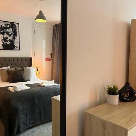 Jude's Place *