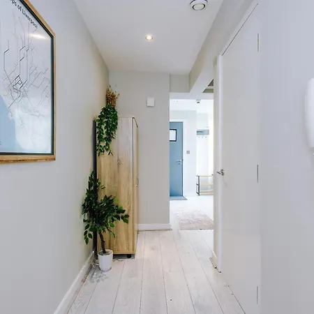 New! Stunning Centre 2-bed In By 53 Degrees Property, Ideal For Small Groups, Sleeps 6! דירה ליברפול